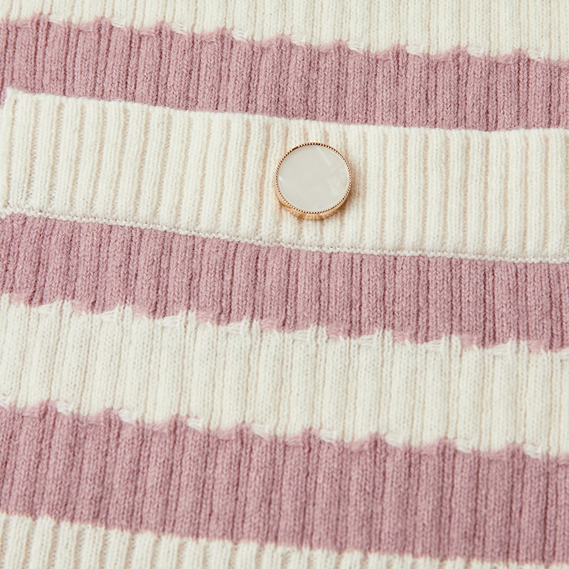 ML2204 Ružovo-biela pletená svetrová bunda s véčkovým výstrihom a výstrihom do V ML2204 Ružovo-biela pletená svetrová bunda s véčkovým výstrihom a výstrihom do V