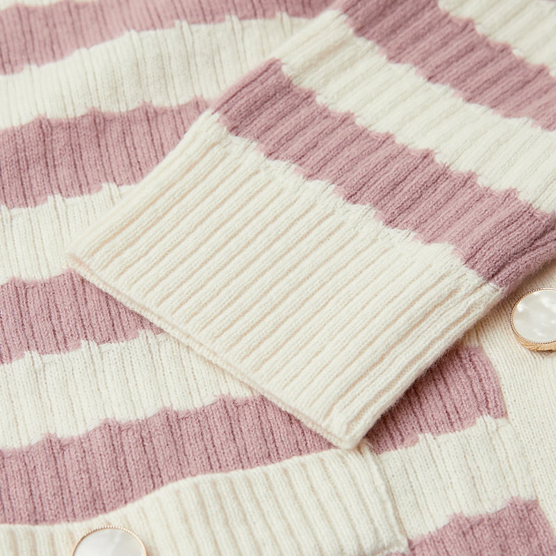 ML2204 Ružovo-biela pletená svetrová bunda s véčkovým výstrihom a výstrihom do V ML2204 Ružovo-biela pletená svetrová bunda s véčkovým výstrihom a výstrihom do V