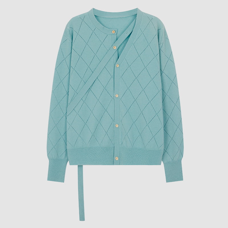 ML2212 Sveter z pleteného svetra s diamantovým dutým výstrihom a stuhou ML2212 Sveter z pleteného svetra s diamantovým dutým výstrihom a stuhou