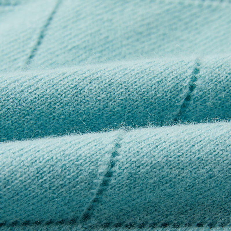 ML2212 Sveter z pleteného svetra s diamantovým dutým výstrihom a stuhou ML2212 Sveter z pleteného svetra s diamantovým dutým výstrihom a stuhou