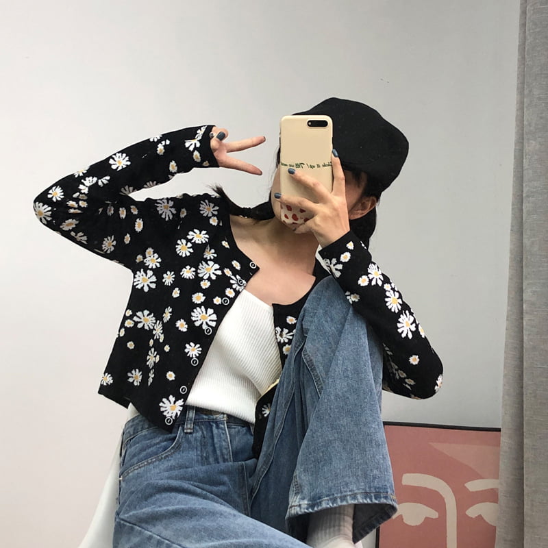 SM-K0009 Malý pletený sveter Daisy Dámska tenká pletená bunda Cardigan SM-K0009 Malý pletený sveter Daisy Dámska tenká pletená bunda Cardigan