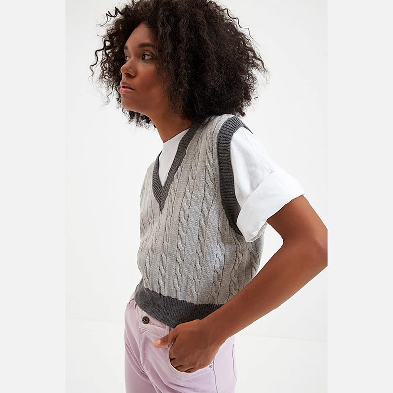 SM-K0100 Nádherná kontrastná pletená vesta s výstrihom do V SM-K0100 Nádherná kontrastná pletená vesta s výstrihom do V