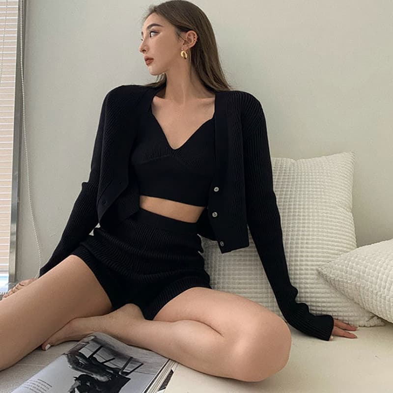 SM-K0112 Soft Waxy Soft Sexy vesta a kabát + šortky Pletený oblek SM-K0112 Soft Waxy Soft Sexy vesta a kabát + šortky Pletený oblek